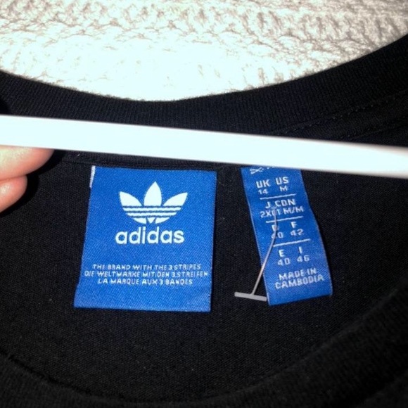 never worn adidas t-shirt! - Picture 2 of 2